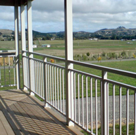 Viking baluster balustrade with split rail finish